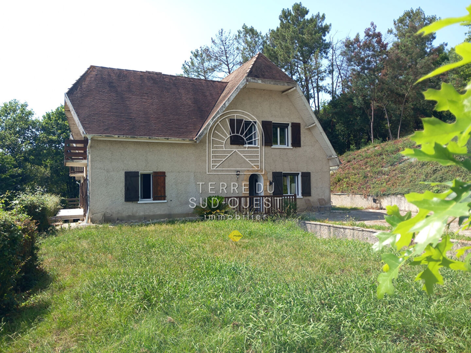 Maison 6 pièces 234 m² · à Labastide Monrejeau · 234 m² · 299 000 €