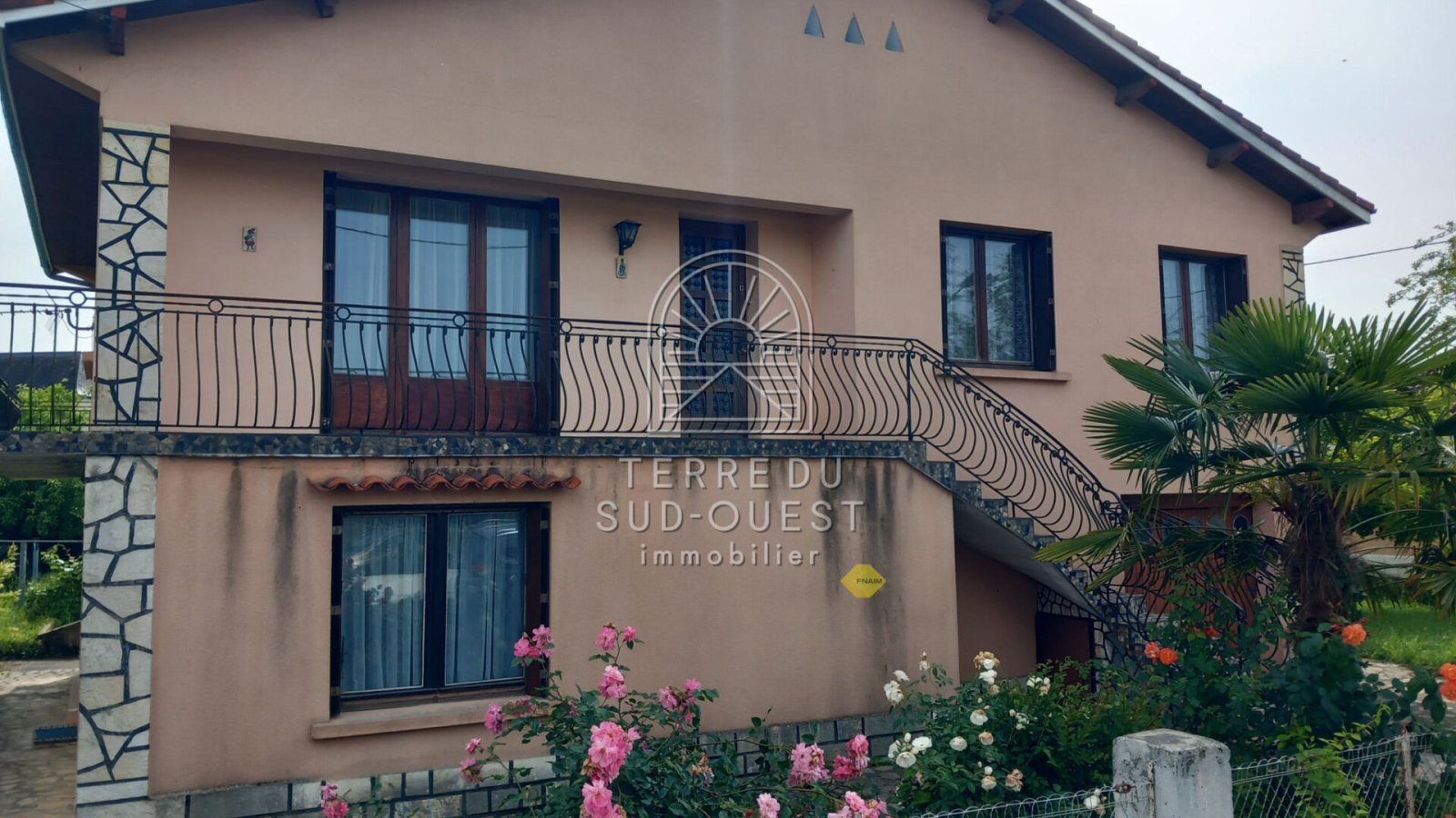 Maison 6 pièces 140 m² · à Mourenx · 140,5 m² · 198 000 €